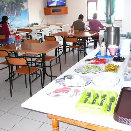 Star Homestay *